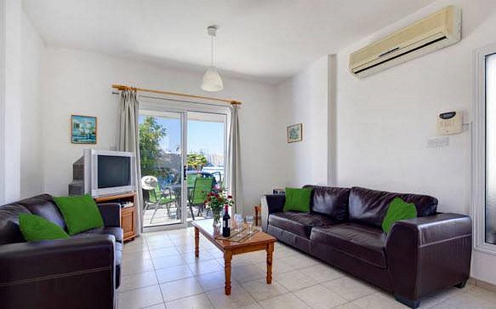 Philippos Paphos Villas - Villa 3 Luaran gambar