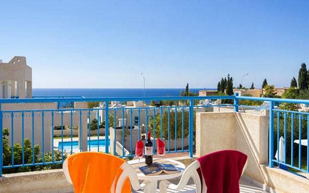 Philippos Paphos Villas - Villa 3 Luaran gambar