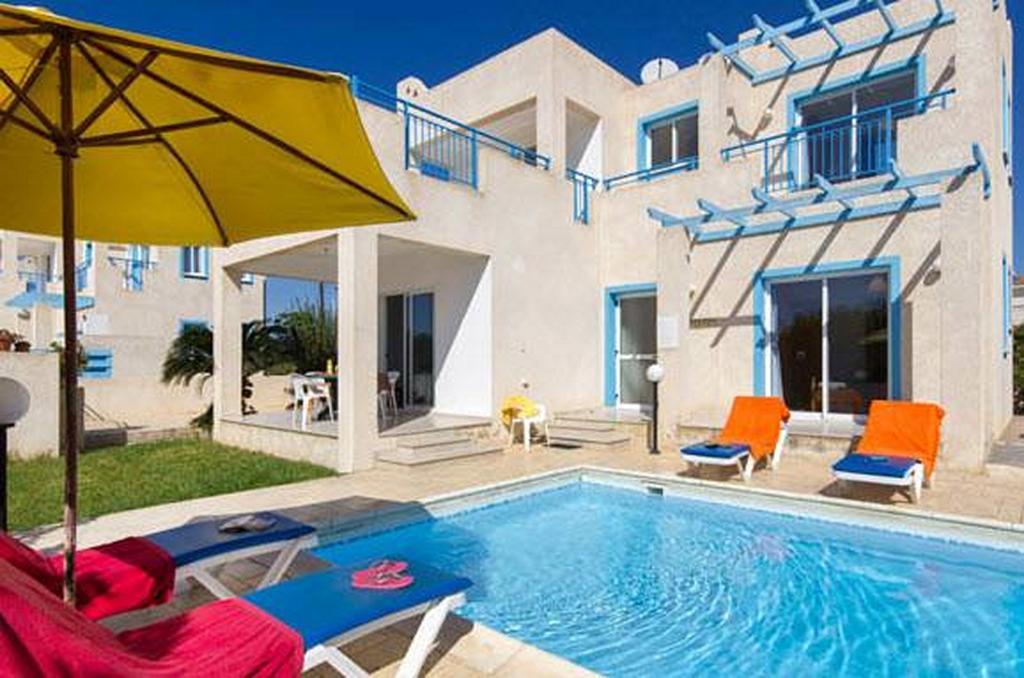 Philippos Paphos Villas - Villa 3 Luaran gambar